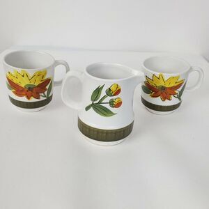 Vintage Casual Ceram Floral Mugs & Creamer Set 3pc Stoneware Japan‎ Yellow